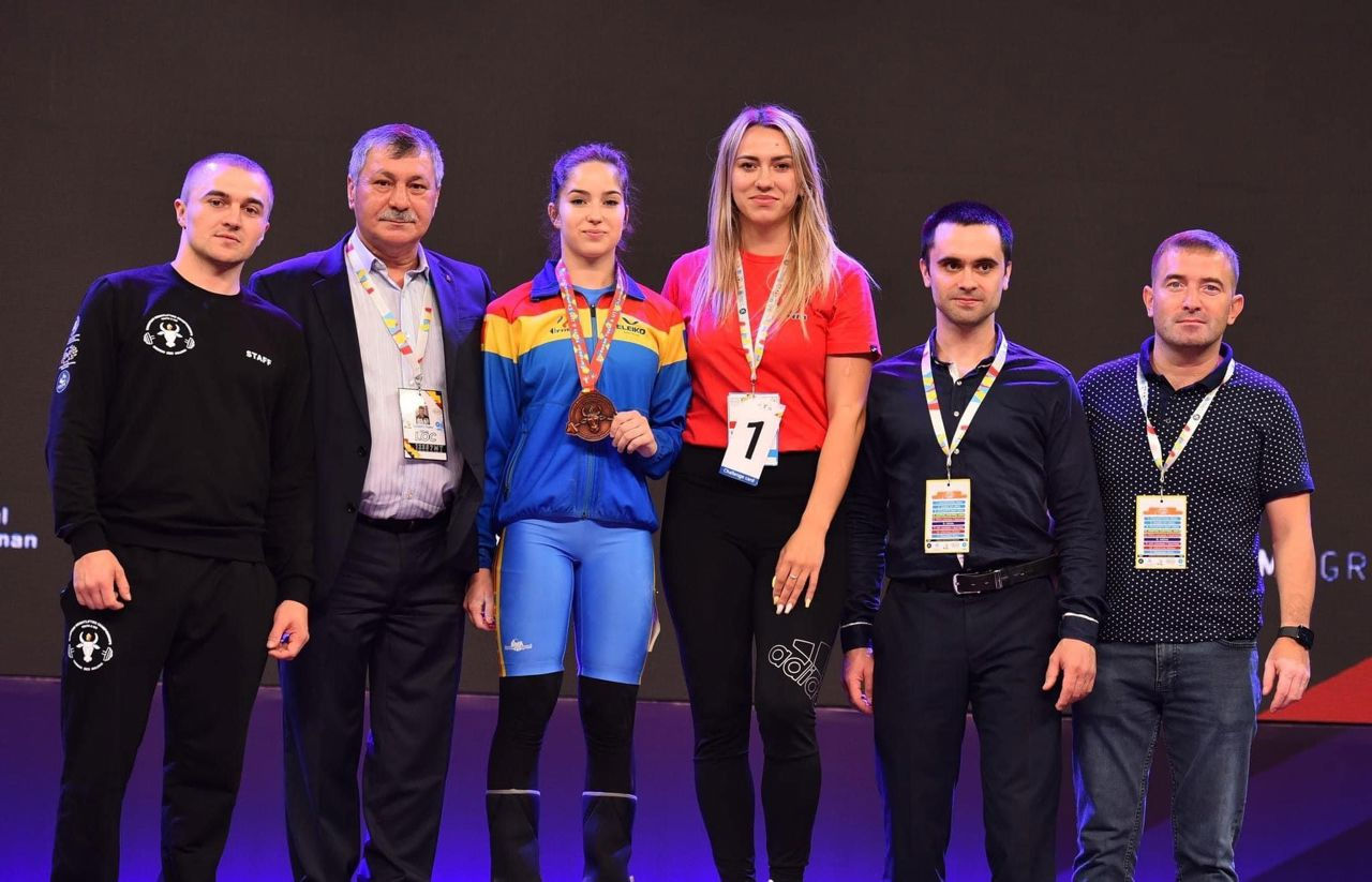 Спортсменка из Молдовы завоевала бронзу на ЧЕ по тяжёлой атлетике среди молодёжи.