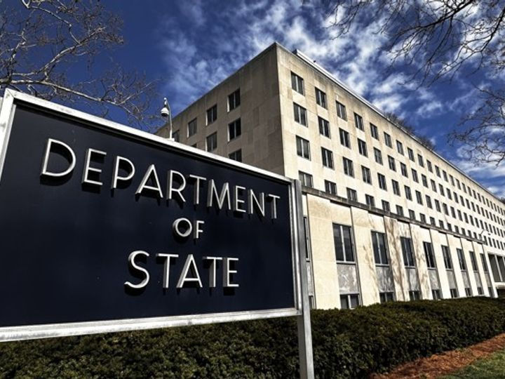 США больше не будут помогать Европе бороться с дезинформацией РФ.