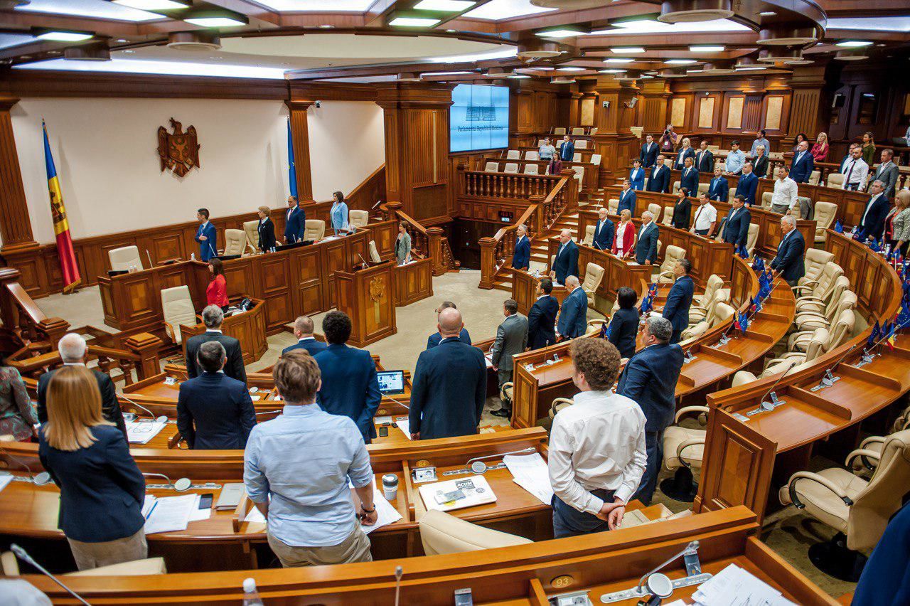 У фракции ПСРМ в парламенте будет два новых депутата.
