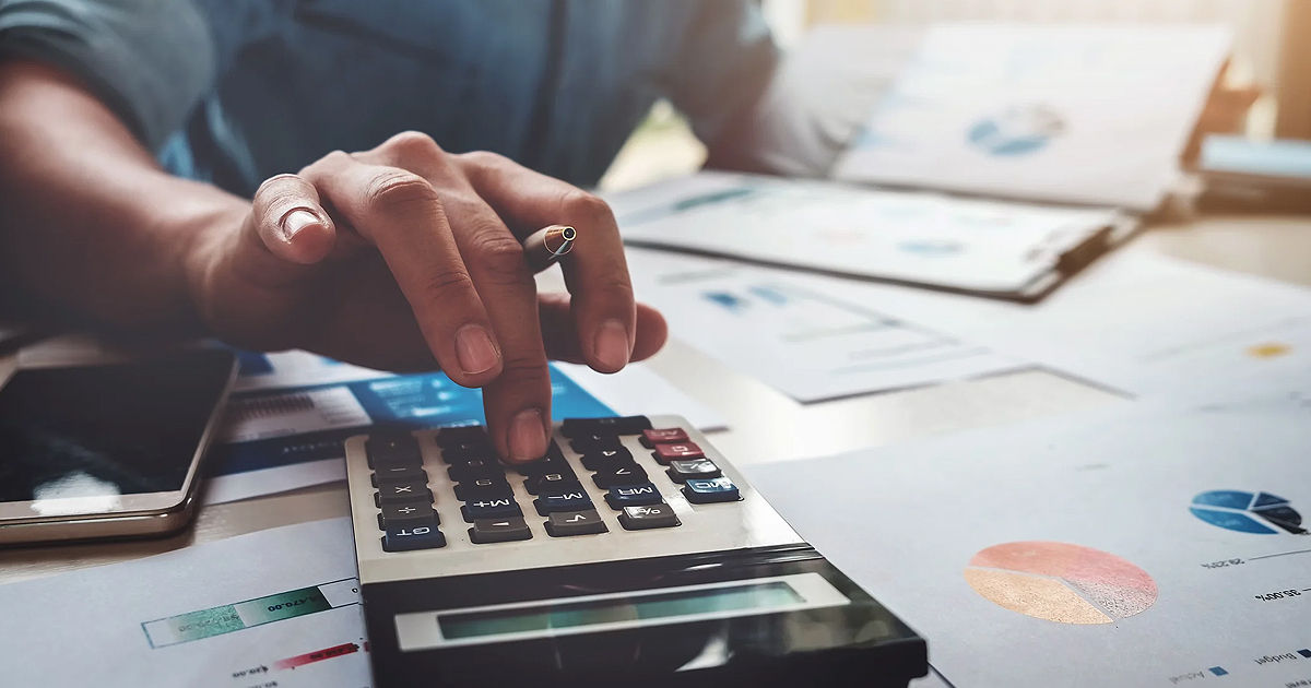 Micile afaceri din România vor să fugă de taxe în Moldova.