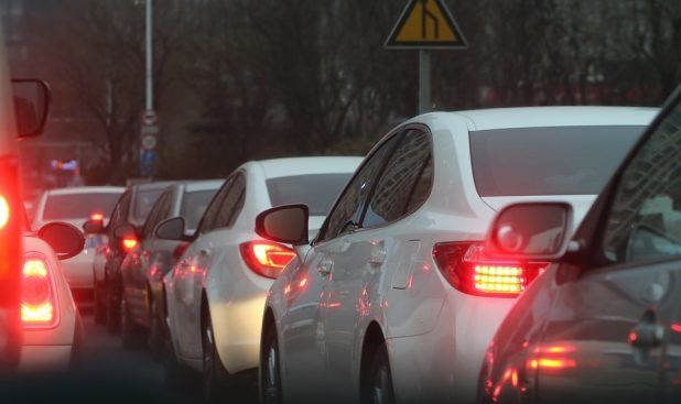 Mai mult de jumătate de milion de șoferi vor trebui să-și schimbe permisul de conducere. 
