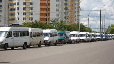 Водители оставшихся рейсов заявили, что продолжают забастовку.