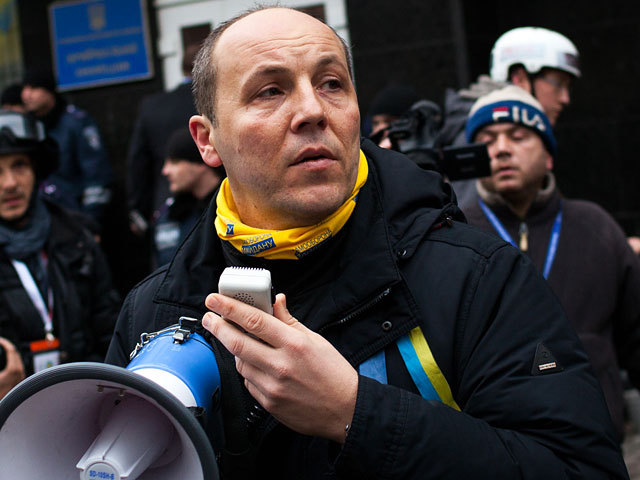 Комендант Майдана Андрей Парубий заявил, что протестующие полностью контролируют Киев. Фото: Global Look Press