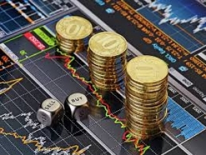 Amintim că autroritățile de la Moscova susțin că rubla se depreciază din cauza sancțiunilor Occidentului și a prețului mic la petrol.