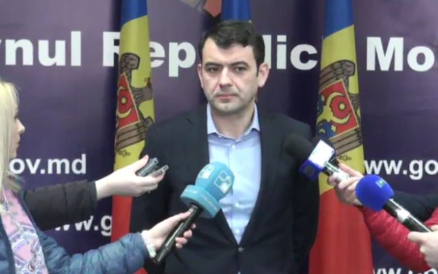 Băncile din Republica Moldova au ignorat afirmațiile proaspătului premier Chiril Gaburici privind cotațiile leului față e dolari și euro. Foto: moldova24.info