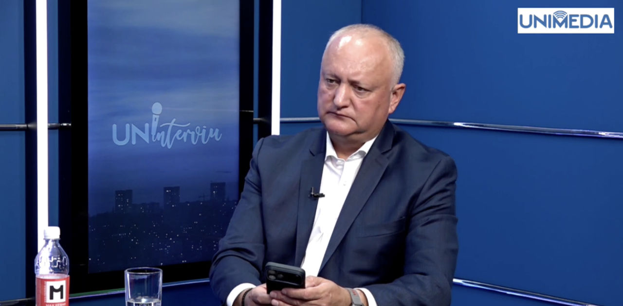 Додон: Моя зарплата депутата — около 20 тысяч леев.