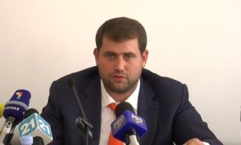 "Равноправие" осуждает задержание Илана Шора.