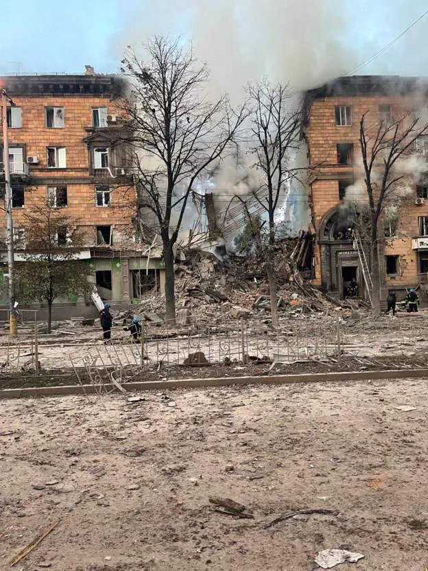 В Украине сообщают, что войска РФ нанесли ракетный удар по Запорожью
