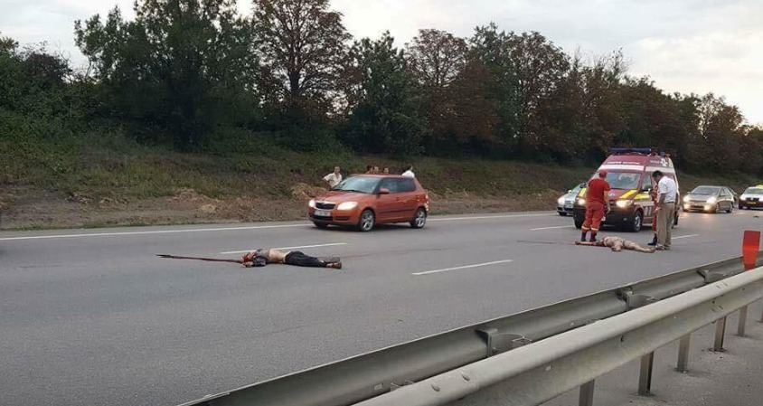 Accident lângă Stăuceni. Un motociclist a murit, iar altul este în stare critică