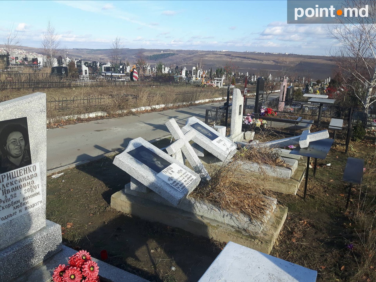 Morminte vandalizate la cimitirul Sf. Lazăr din Chișinău