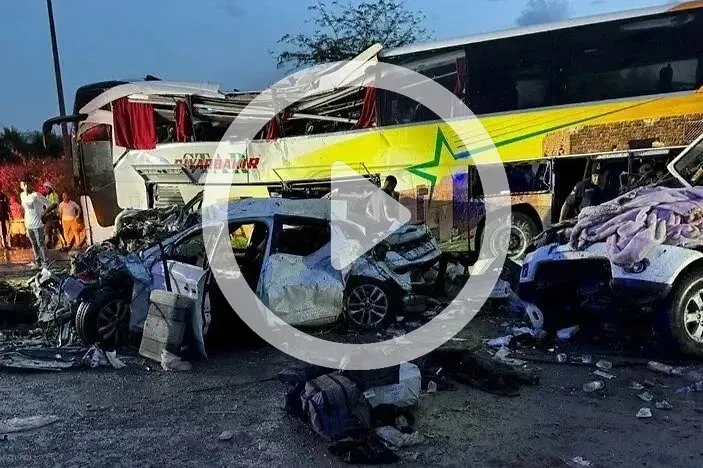 Автобус попал в массовое ДТП в Турции: 11 человек погибли