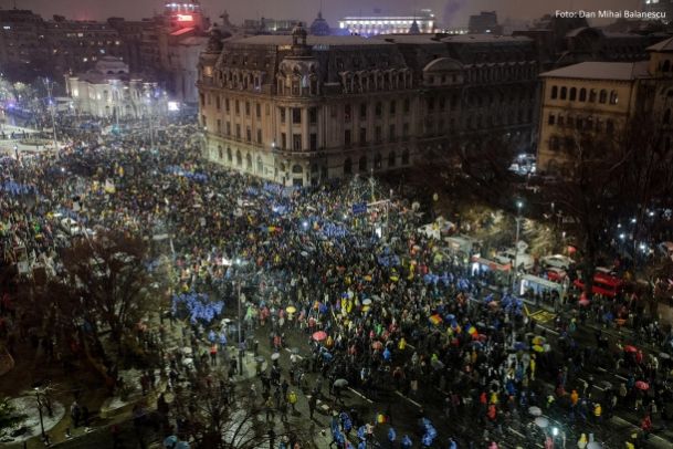 Protestul din București a dat fotografia de copertă pentru pagina de Facebook a Euronews