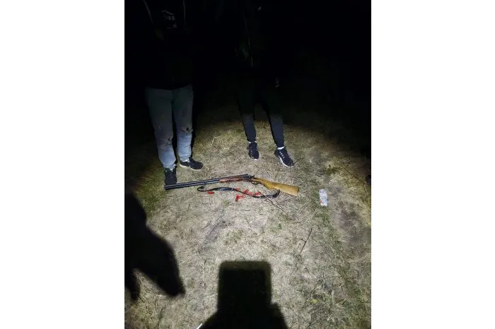 Рейнджеры-экологи задержали в Яловенском районе двух человек на ночной охоте