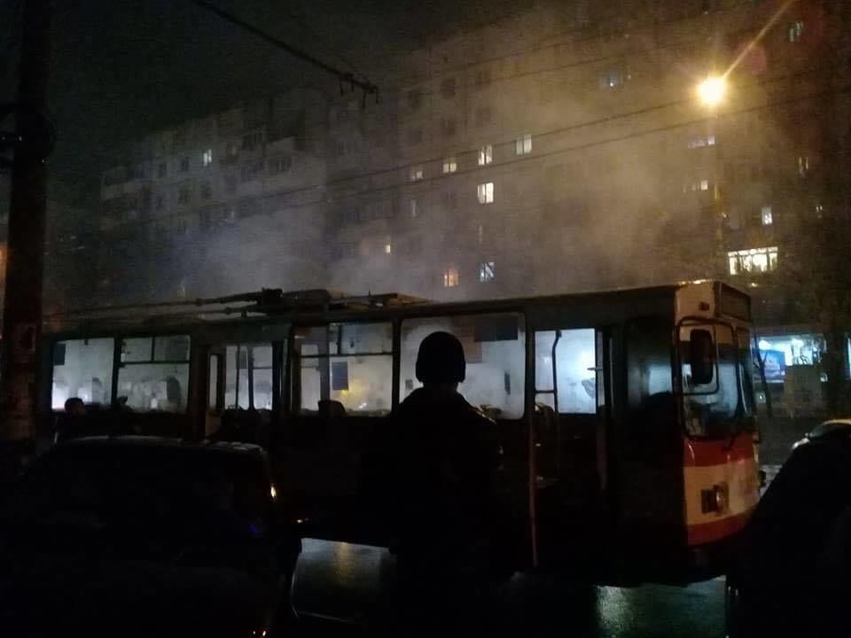 В Кишиневе загорелся троллейбус: пассажиры чудом не пострадали