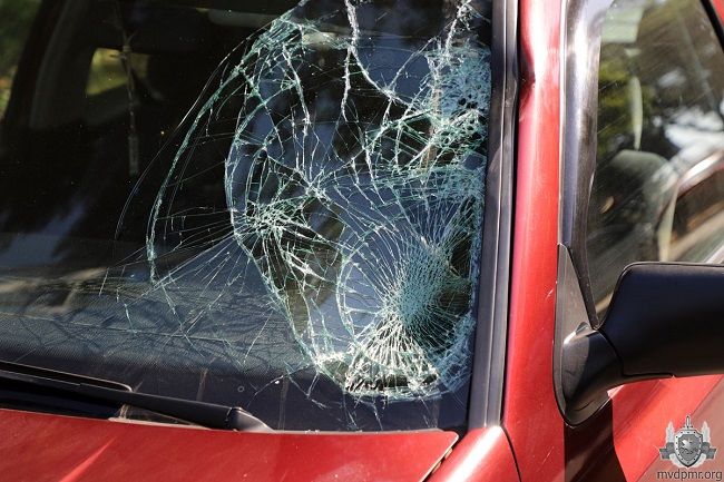 В Тирасполе девушку сбил автомобиль, совершавший обгон перед “зеброй”
