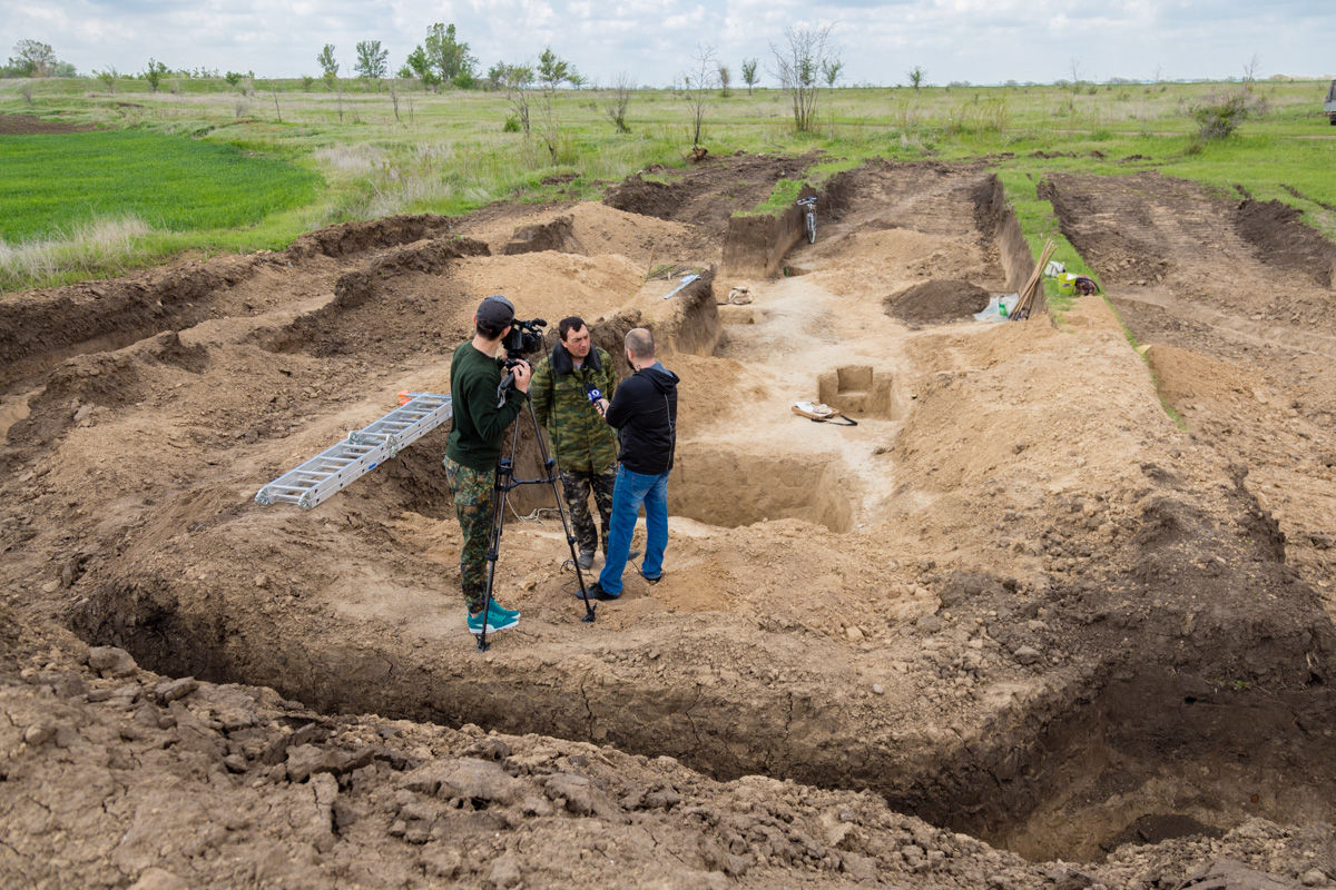 Приднестровские археологи нашли бронзовую гривну в детской усыпальнице скифов