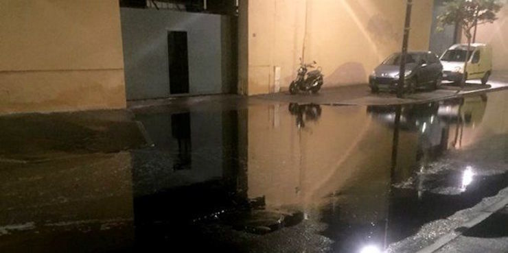 Неизвестные залили тысячами литров вина город во Франции
