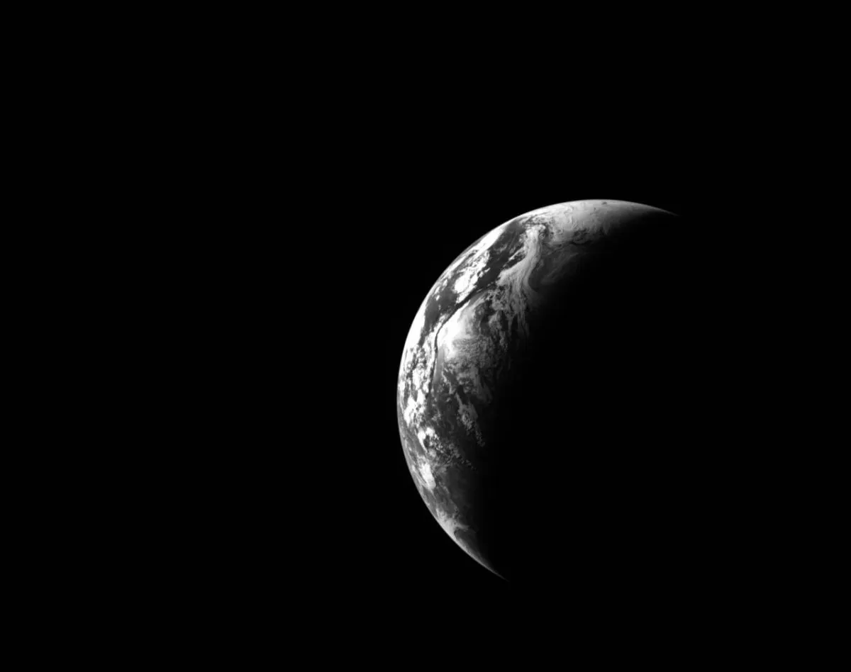 NASA опубликовало архив из 12 тысяч фотографий миссии «Артемида-II»