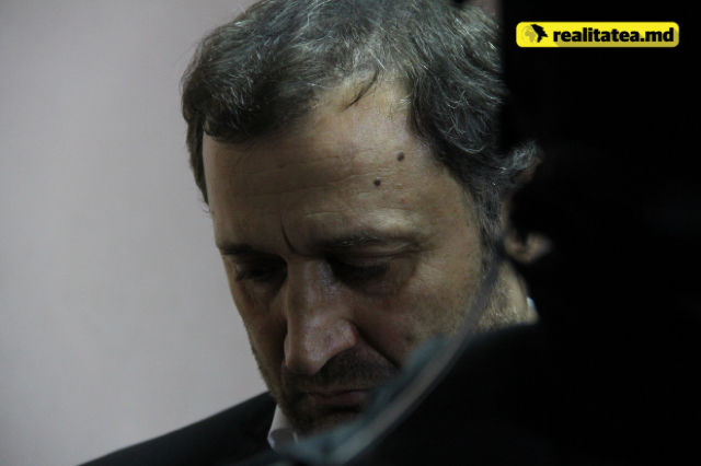 За год тюремного заключения Филат сильно постарел и поседел
