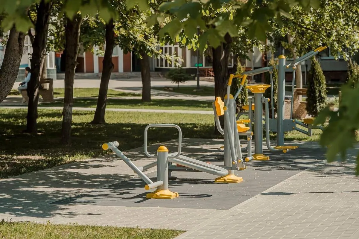 В Кишиневе на Телецентре появился новый сквер
