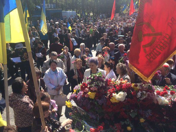 В Харькове произошла драка возле Вечного огня