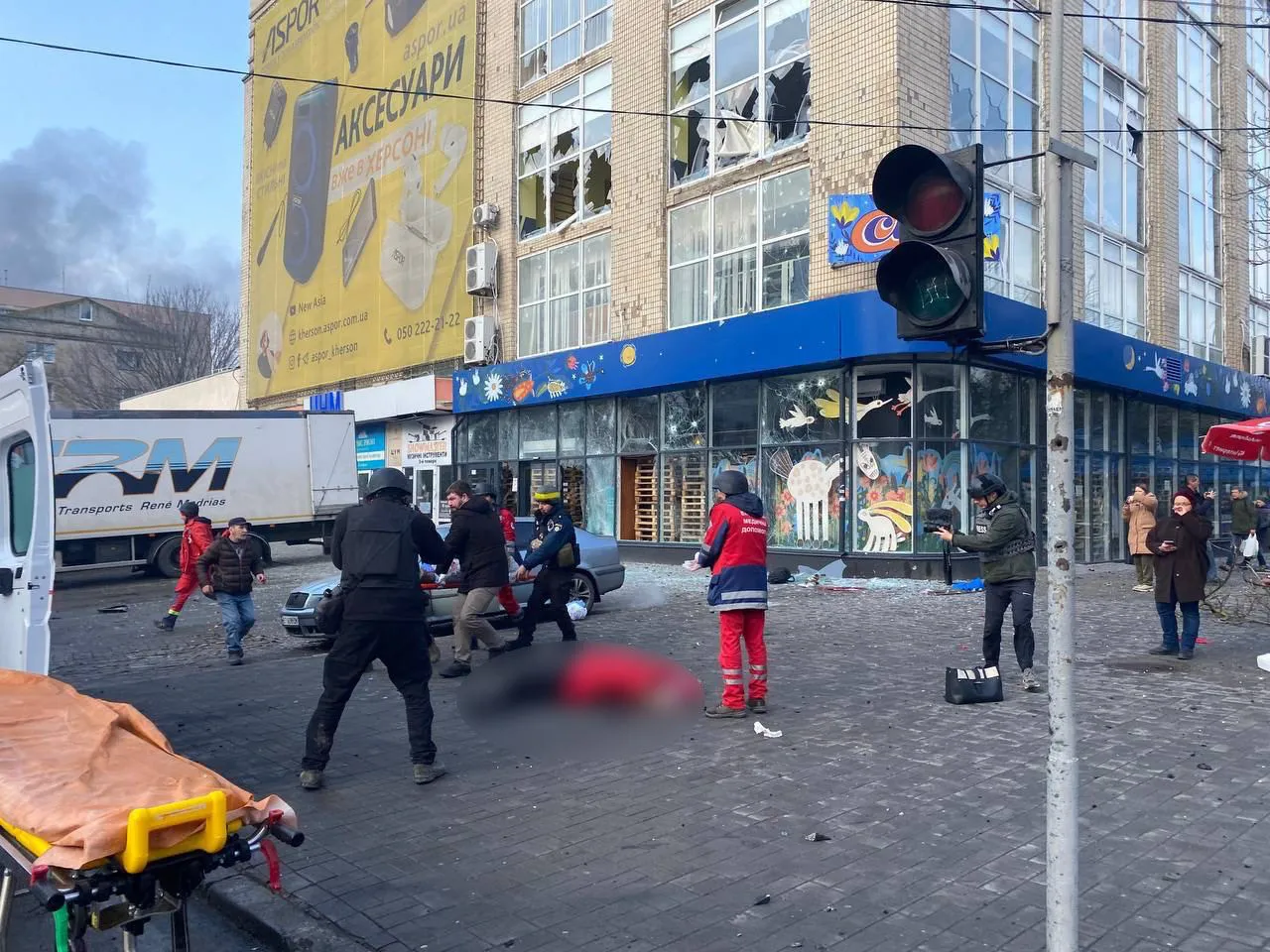 Зеленский об обстреле Херсона: Это террор, убийства ради запугивания