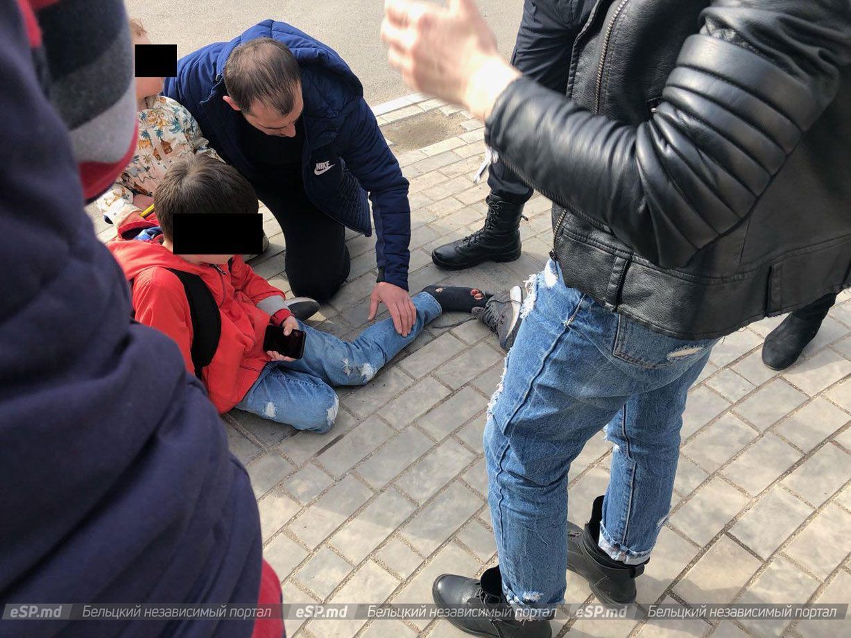 На перекрестке в Бельцах сбили школьника