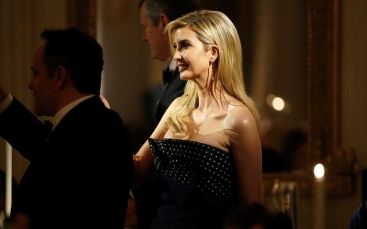 Меланья и Иванка Трамп посетили губернаторский бал в Вашингтоне