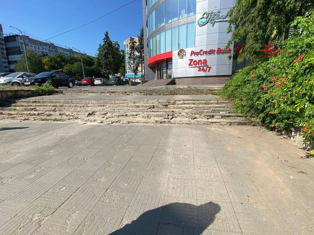 Начались работы по ремонту подземного перехода на Ботанике