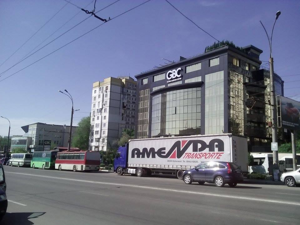 В Кишиневе митинг протеста закончился столкновениями с полицией