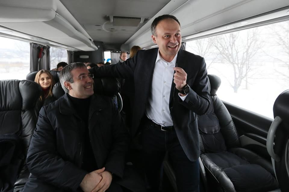 ДПМ отправилась в турне по Молдове на ультрасовременном автобусе