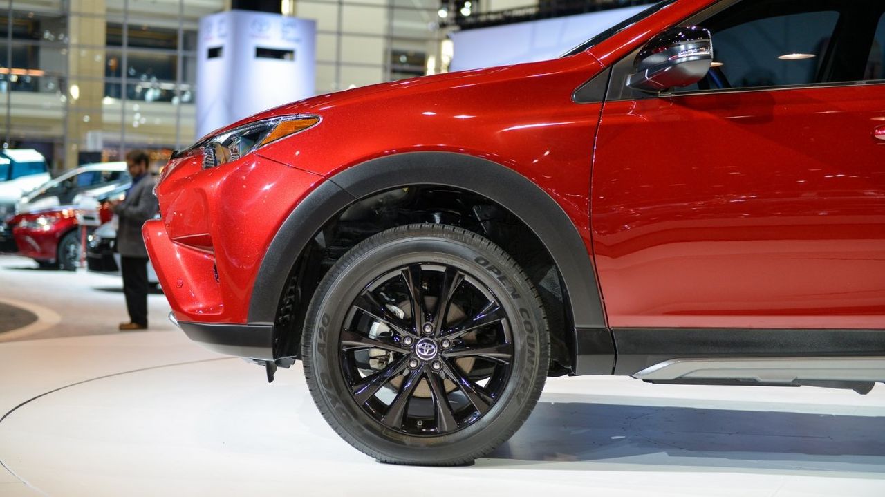 Toyota RAV4 Adventure дебютировала в Чикаго