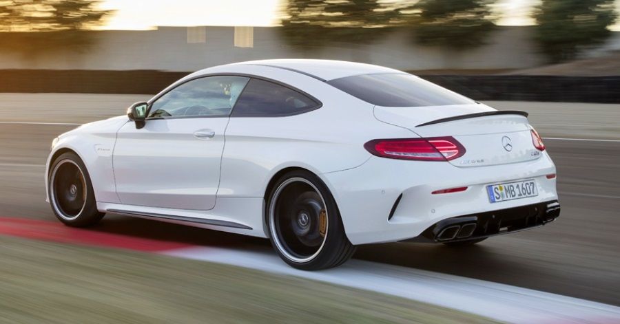 В Нью-Йорке показали обновленный Mercedes-AMG C63