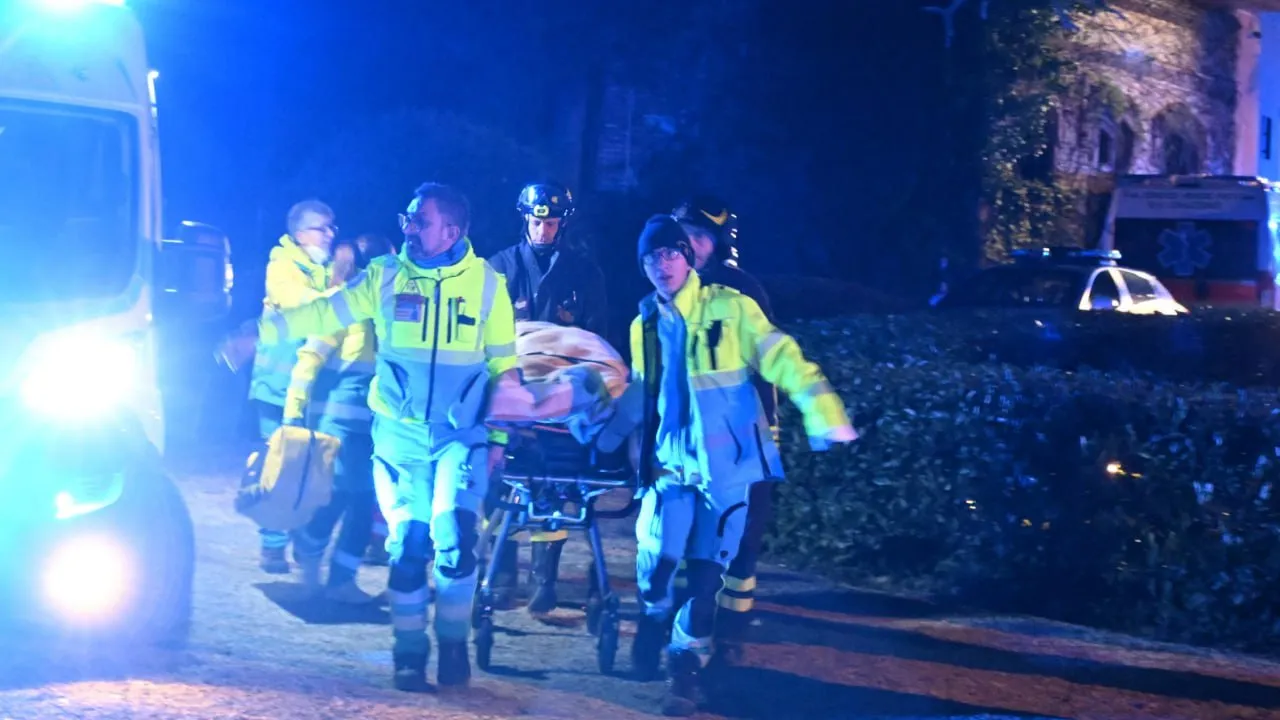 В Италии рухнул потолок во время свадьбы: пострадали десятки человек
