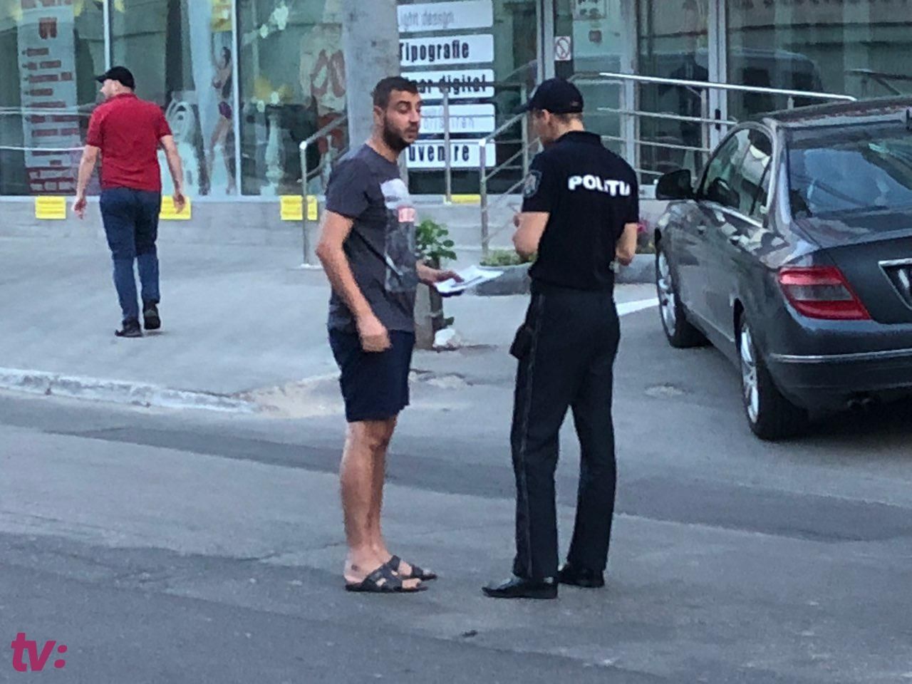 ДТП в столице: девушку сбили на “зебре”