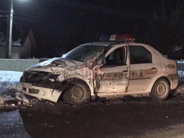 В Румынии автобус из Молдовы врезался в машину полиции