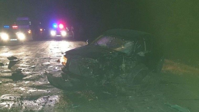 ДТП в Теленештах: водитель врезался в грузовик, уснув за рулем