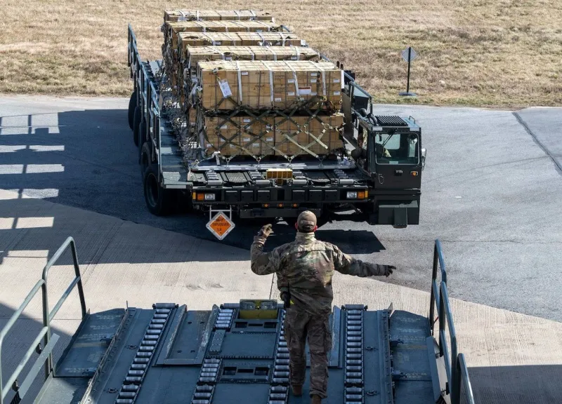 Пентагон обнародовал фото новой военной помощи от США Украине