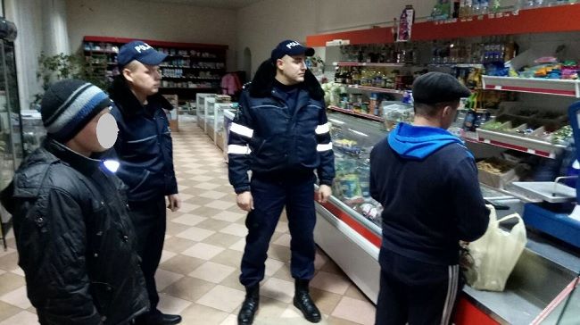 Полиция Оргеева устроила “облаву” на курильщиков в общественных местах