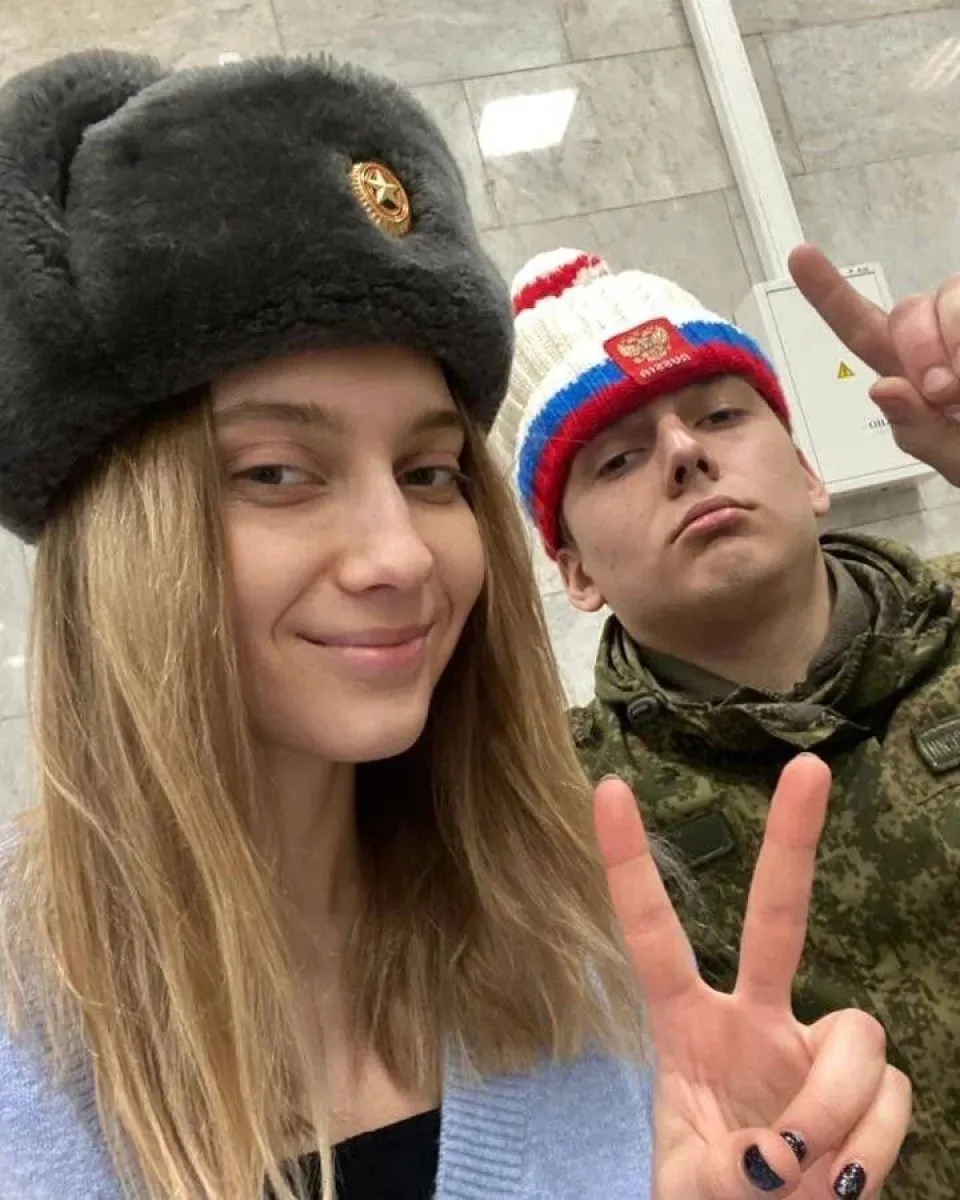 Украинскую фехтовальщицу исключили из ЧМ за отказ пожимать руку россиянке