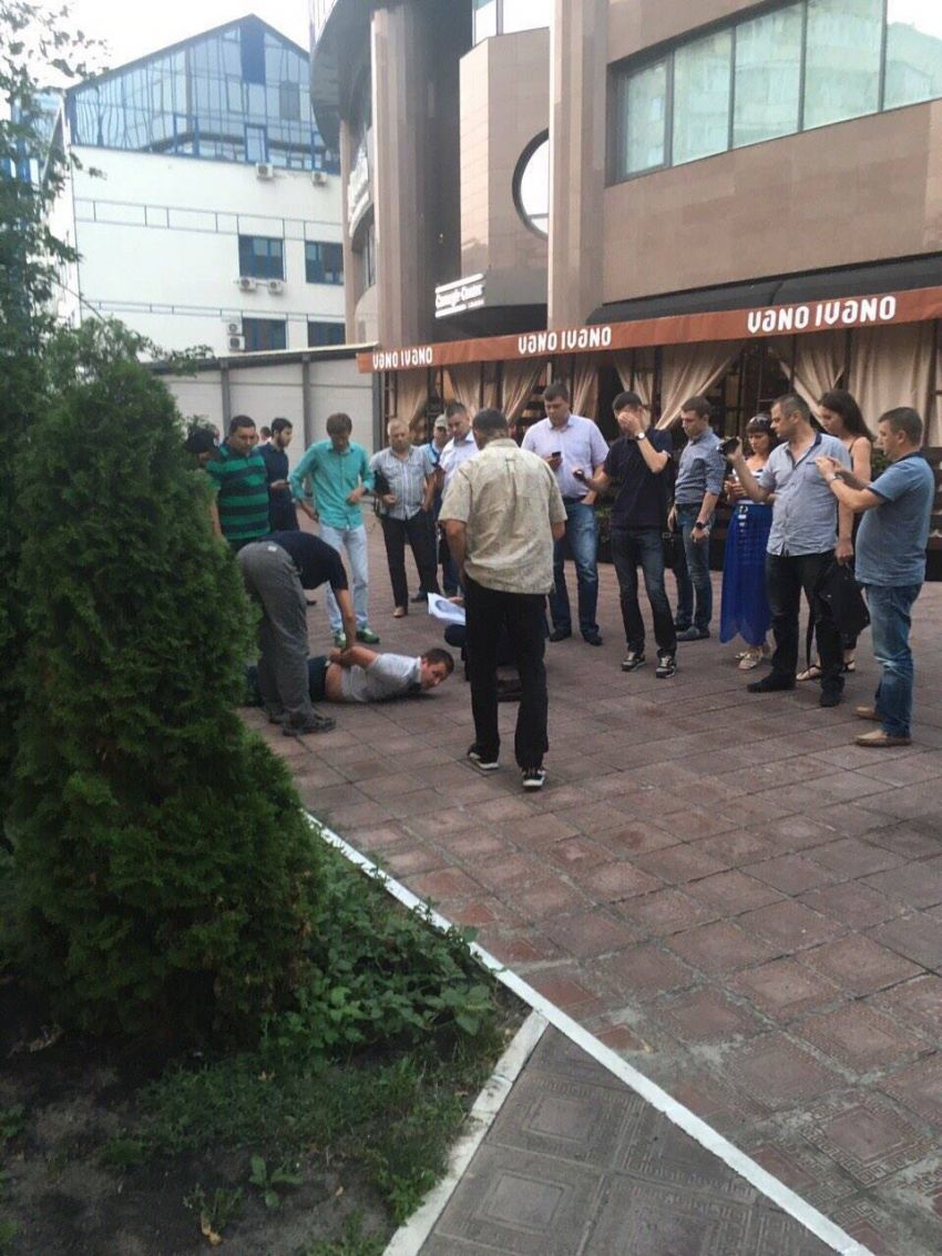 Detalii despre reținerea lui Platon. Avea pașaport fals