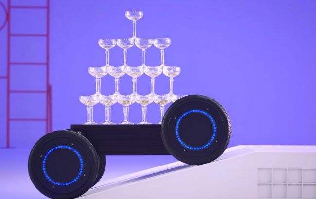 Hyundai представил компактного электрического робота на колесах