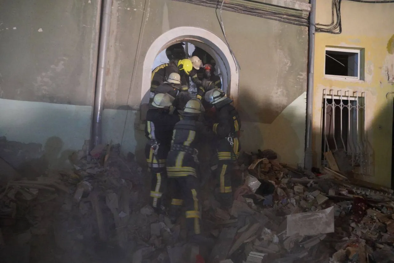 Число погибших во Львове в результате ракетного удара увеличилось до 10 человек