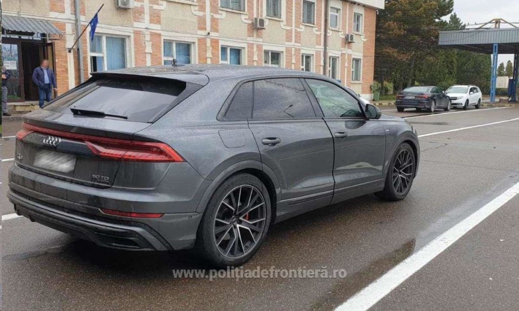 У молдаванина на границе Румынии изъяли Audi Q8, угнанный во Франции