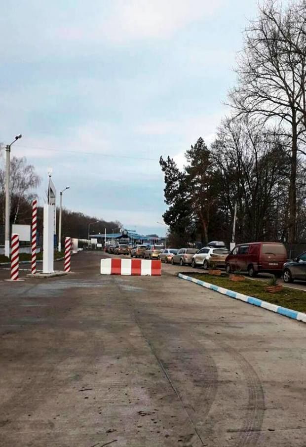 Atenție, pentru călători: Trafic majorat în punctul de trecere comun Criva-Mamaliga