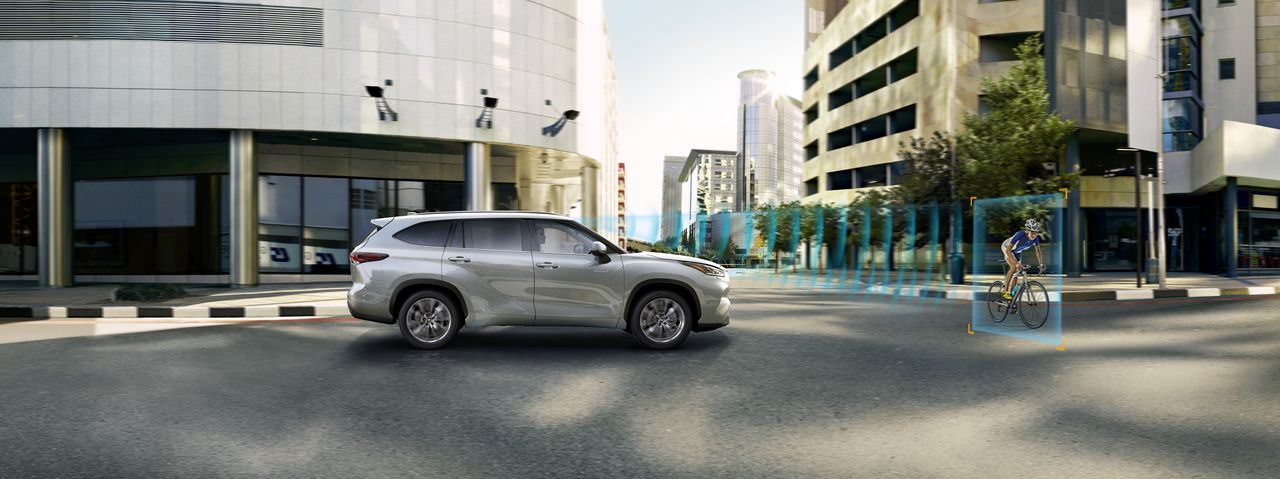 Toyota в Молдове представляет новый 7-местный Highlander Hybrid