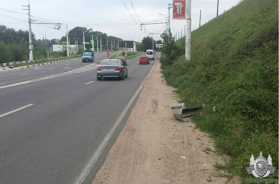 Пьяный водитель спровоцировал ДТП в Приднестровье и скрылся с места аварии