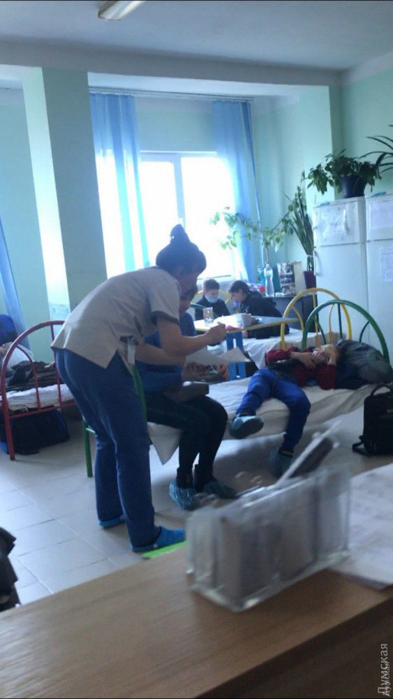 В Одессе больницы переполнены из-за гриппа: дети лежат в коридорах