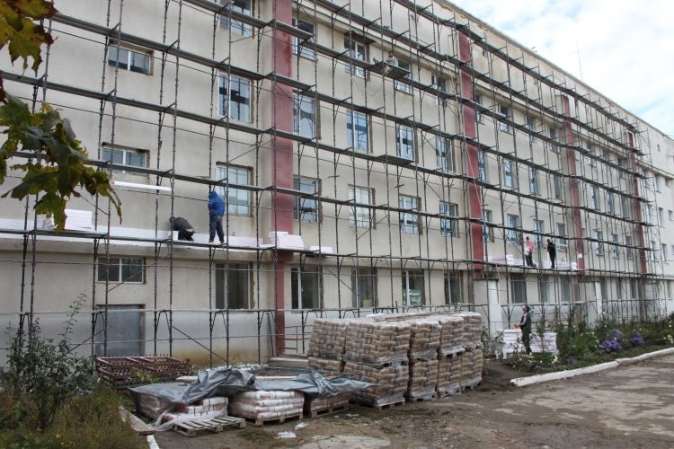 Районную больницу в Кантемире утепляют