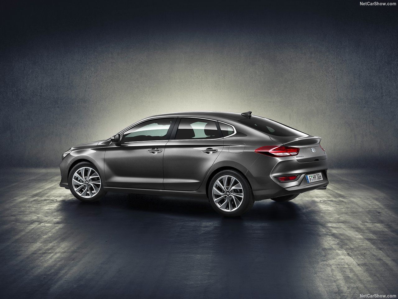 В Европе начались продажи "купеобразного" Hyundai i30 Fastback